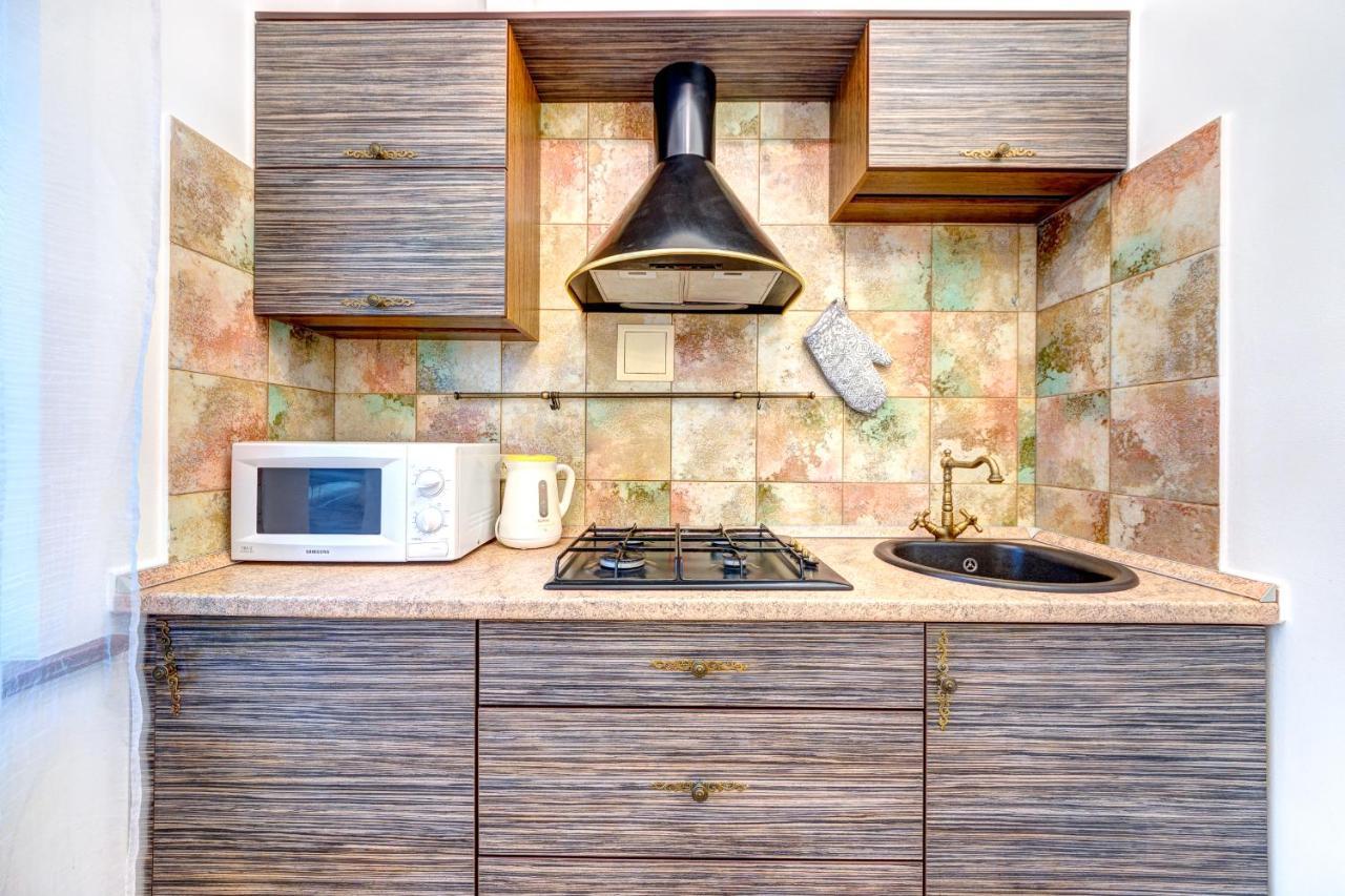 Світло! Vip Apartment In The Druzhby Narodiv Metro Station كييف المظهر الخارجي الصورة